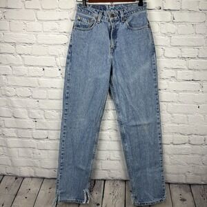 Vtg Levis 560 JeanJuniors Medium Wash Blue Loose Fit Straight Leg Denim 90s Cut